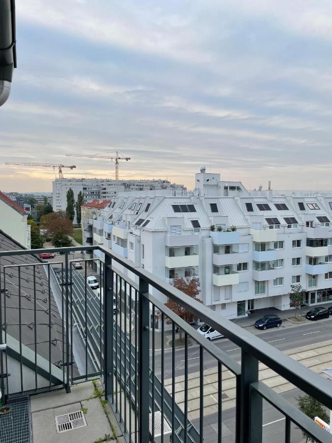 Eca Rooftop Live - Private Rooms & Serviced Apartments Βιέννη Εξωτερικό φωτογραφία